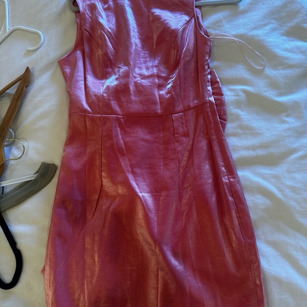 Elegant Pink Sleeveless Dress